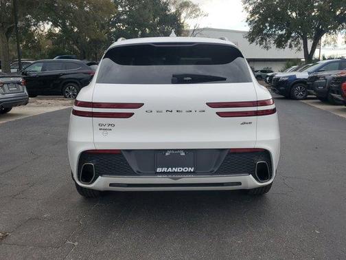 2023 Genesis GV70 2.5T