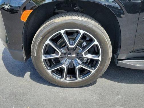 Black 2024 Chevrolet Suburban RST