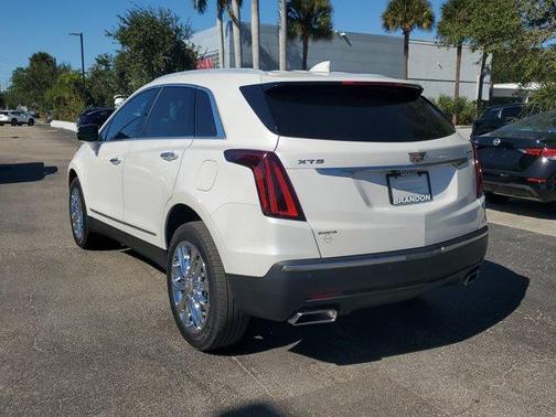 2022 Cadillac XT5 Luxury