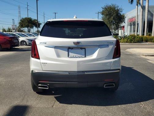 2022 Cadillac XT5 Luxury
