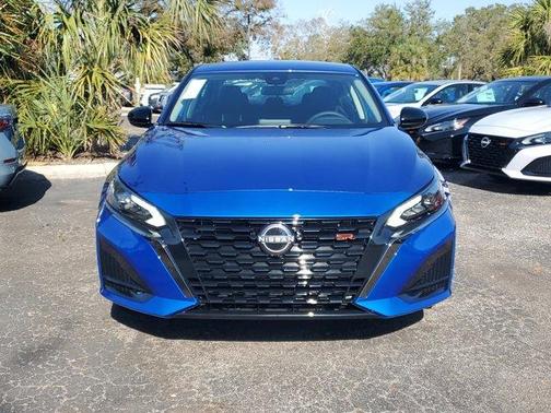 2025 Nissan Altima SR