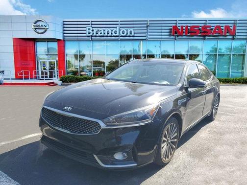 2017 Kia Cadenza Premium