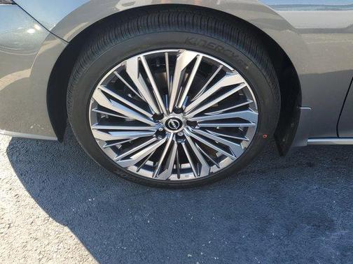 2025 Nissan Altima SL