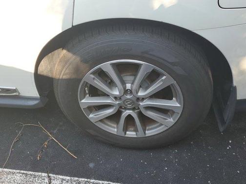 2015 Nissan Pathfinder SL