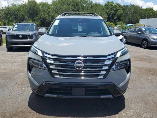 2025 Nissan Rogue Platinum
