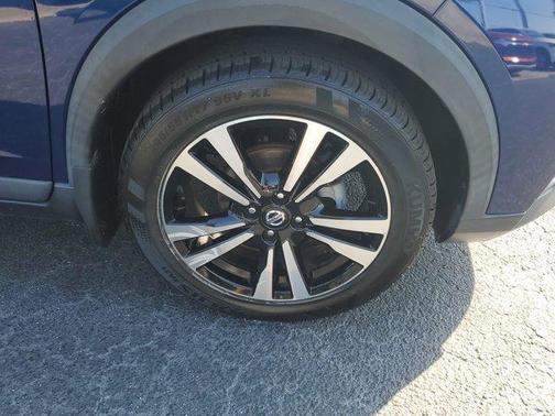 2019 Nissan Kicks SV