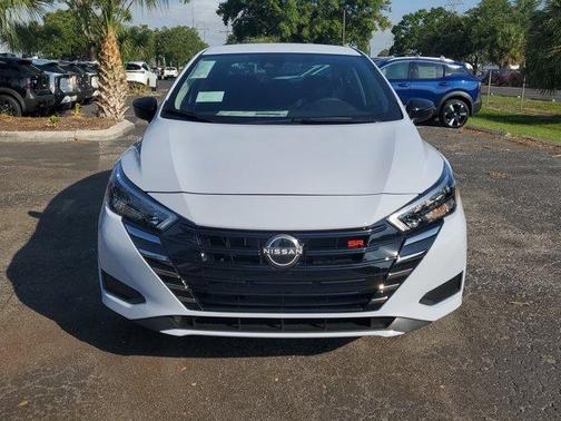 2025 Nissan Versa 1.6 SR