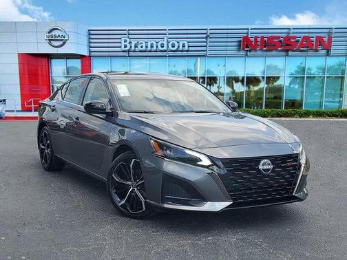 2025 Nissan Altima SR