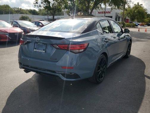 2025 Nissan Sentra SR