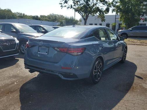 2025 Nissan Sentra SR