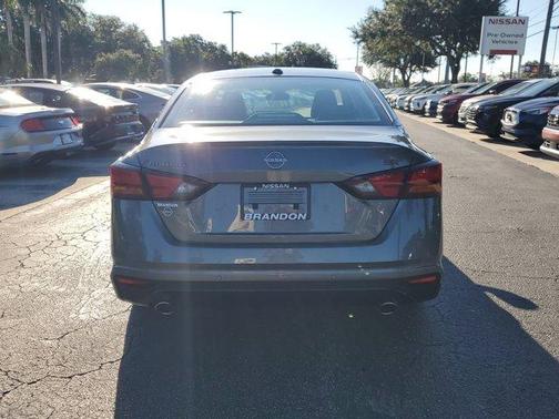 2025 Nissan Altima SR