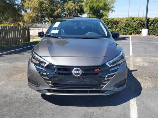 2025 Nissan Versa 1.6 SR
