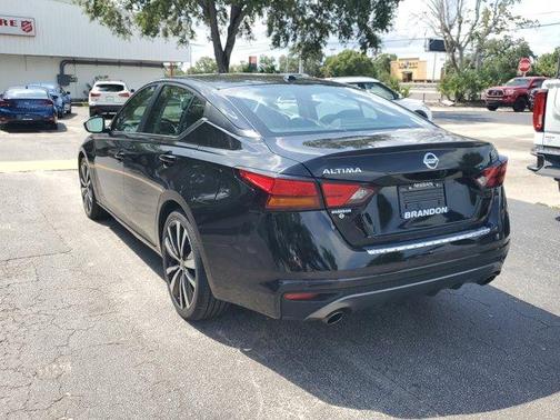 2022 Nissan Altima 2.5 SR