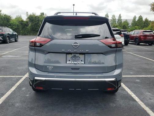 2025 Nissan Rogue Platinum