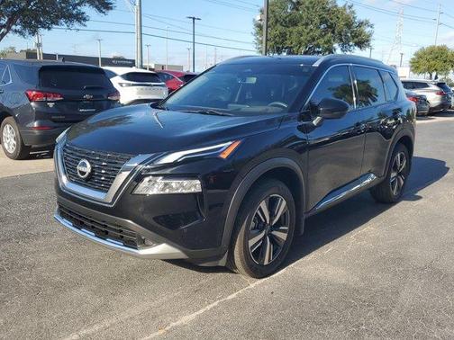 2023 Nissan Rogue Platinum
