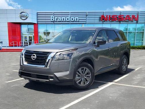 2025 Nissan Pathfinder S