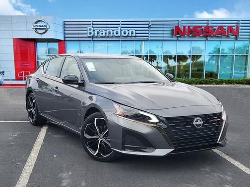 2025 Nissan Altima SR