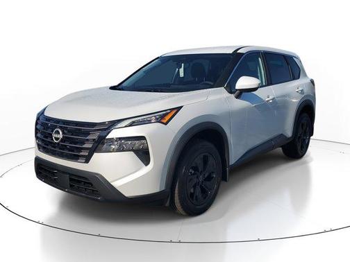 Everest White P 2026 Nissan Rogue SV