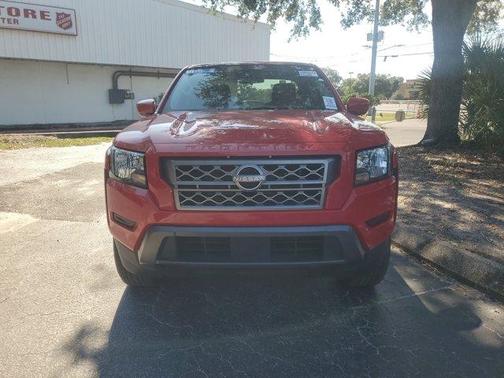 2023 Nissan Frontier SV