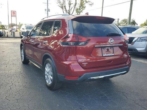 2020 Nissan Rogue SV