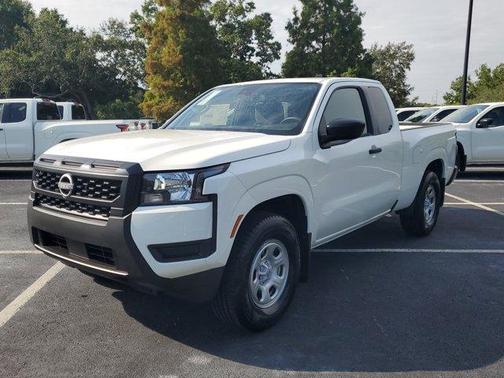 2025 Nissan Frontier S