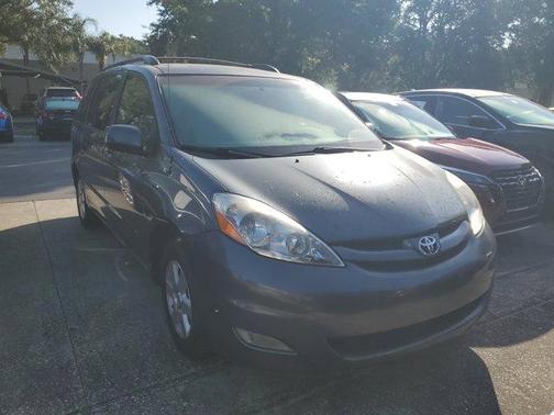 2010 Toyota Sienna CE