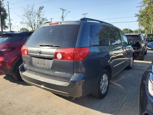2010 Toyota Sienna CE
