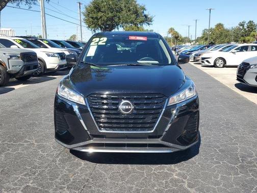 2022 Nissan Kicks S