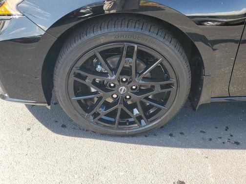 Black 2026 Nissan Altima 2.5 SR