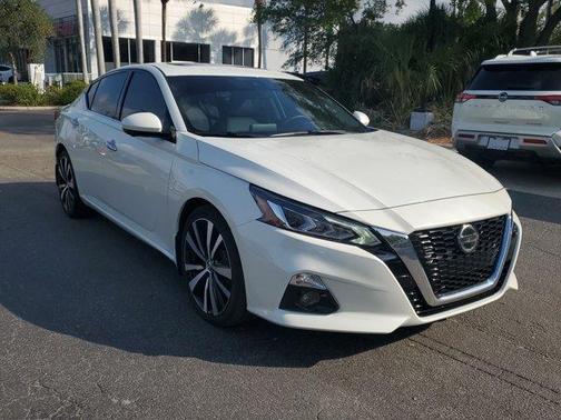 2020 Nissan Altima 2.0 Platinum