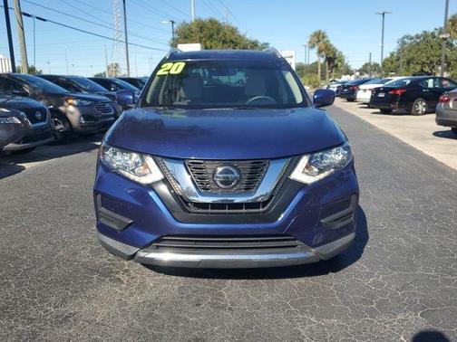 2020 Nissan Rogue SV