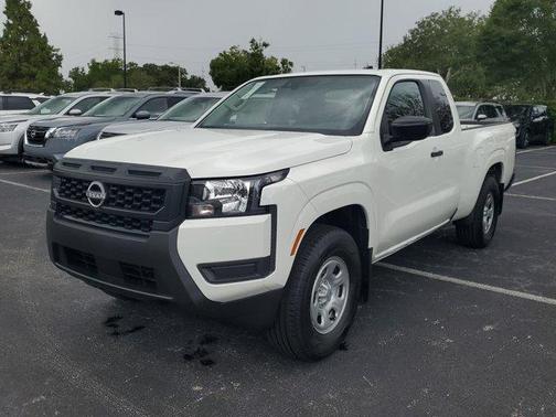 2025 Nissan Frontier S