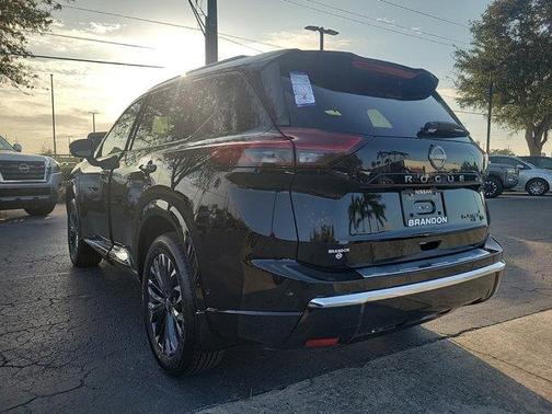 2025 Nissan Rogue Platinum