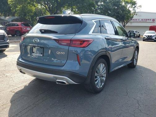 2024 INFINITI QX50 Luxe