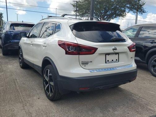 2020 Nissan Rogue Sport SL