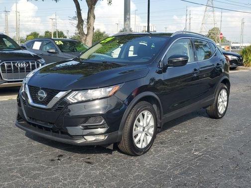 2021 Nissan Rogue Sport SV