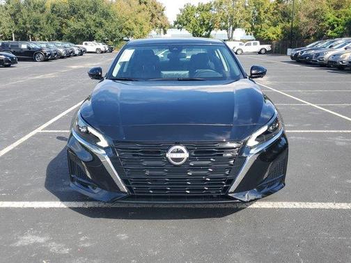 2025 Nissan Altima SL