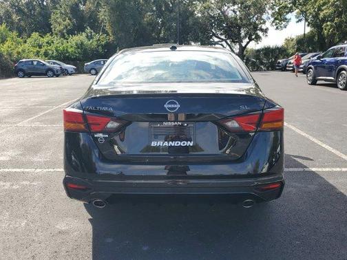 2025 Nissan Altima SL