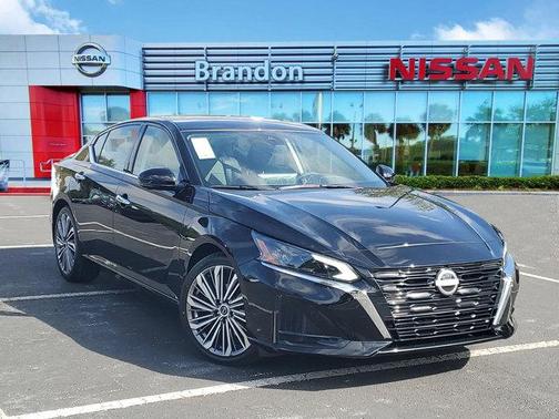 2025 Nissan Altima SL