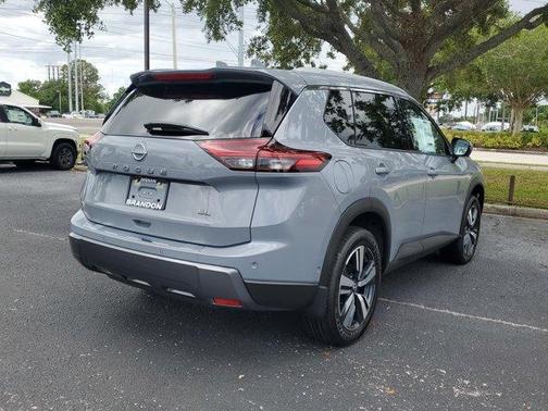 2025 Nissan Rogue SL