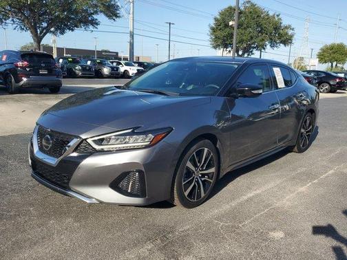 2022 Nissan Maxima SV