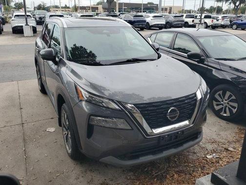 2021 Nissan Rogue SV