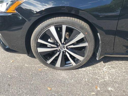 2019 Nissan Altima 2.5 SR