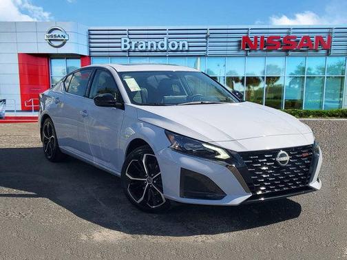 2025 Nissan Altima SR