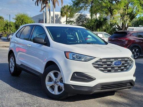 Oxford White 2021 Ford Edge SE