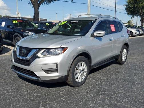 2020 Nissan Rogue SV
