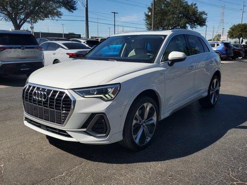 2021 Audi Q3 45 S line Premium Plus