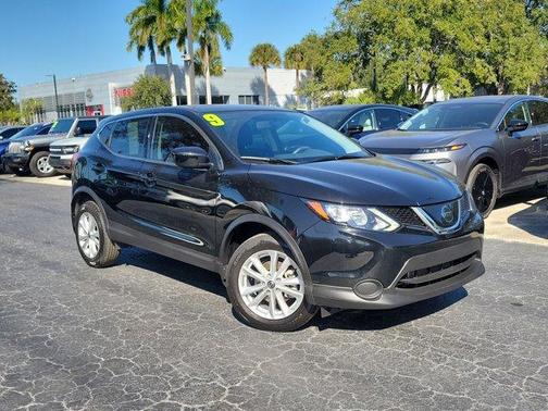 2019 Nissan Rogue Sport S