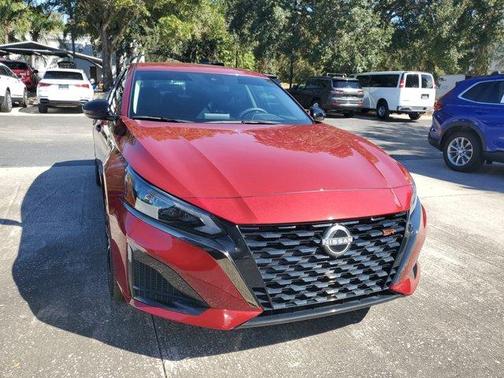 2025 Nissan Altima SR