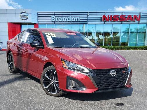 2025 Nissan Altima SR